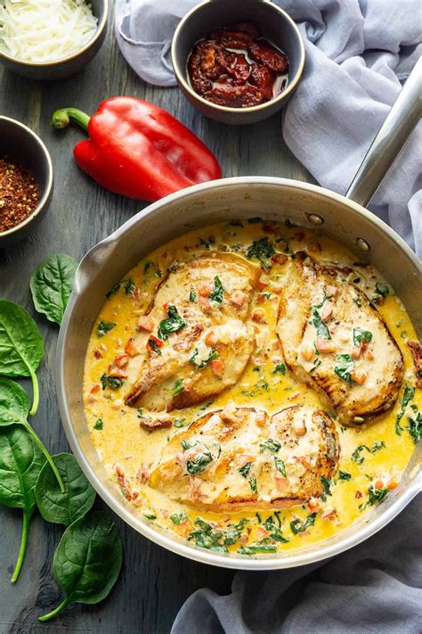 Creamy Tuscan Chicken with Baby Spinach and Red Pepper | Foodtasia