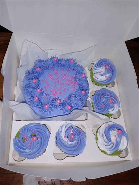 Delivering Bento Cakes In Nakuru Town Sue Cakes And Events