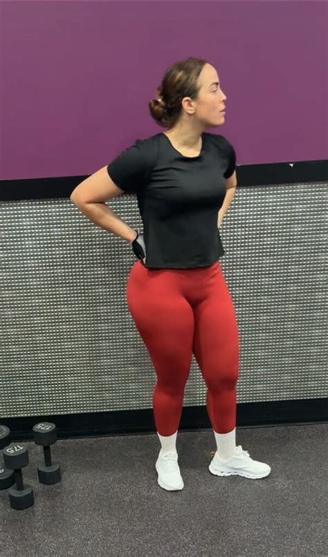 Fine White Thick Gym Latina Bubble Butt Red Yoga Pants Spandex Leggings Yoga Pants Forum