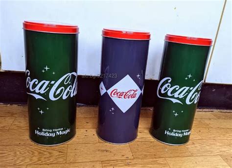 Коледни Coca-Cola кутии | Аксесоари | София Продавам коледни метални ...