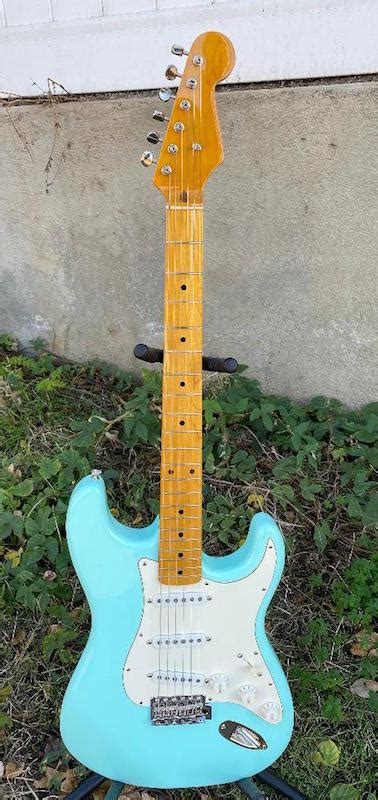 Custom Stratocaster Moze Guitars