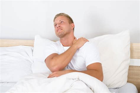 Waking Up Sore Heres How To Relieve Shoulder Pain From Sleeping