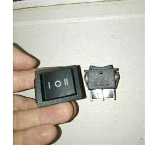 Jual SWITCH ROCKER SAKLAR ON OFF ON HITAM 6 PIN KAKI KOTAK 20A 125V 15A