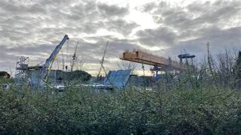 Un Mort Et Deux Bless S Graves Sur Le Chantier Du M Tro Les Ouvriers