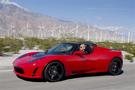 Top 10 Fastest Electric Cars in the World 2021 - Wonderslist