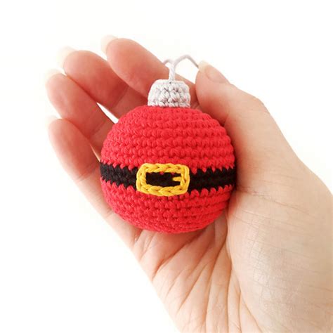 Ravelry Christmas Bauble Pattern By Fay Lyth