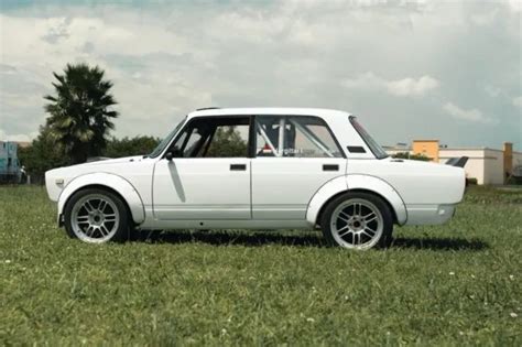 В США продают ВАЗ-2105 с двигателем 2JZ-GTE | carakoom.com