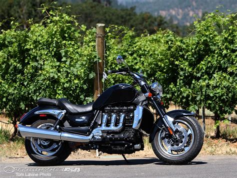 2010 Triumph Rocket III Roadster Moto ZombDrive