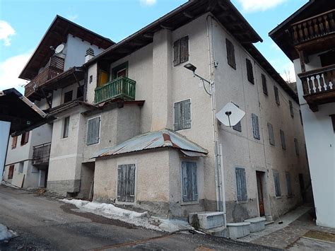 FUSINE PORZIONE DI CASA Agenzia Immobiliare Pinè Forno di Zoldo