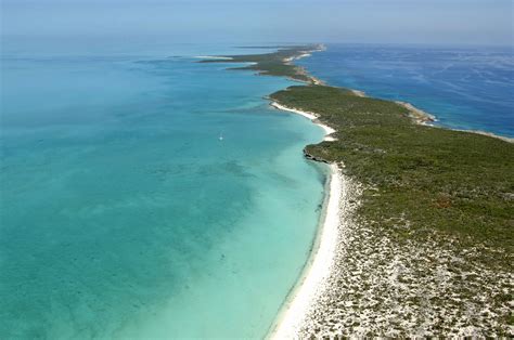Bay Rush Bay Anchorage in Bay Rush Bay, GB, Bahamas - anchorage Reviews