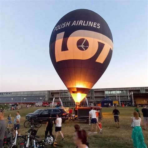 Balon Na Ogrzane Powietrze In Airlines Polish Pll