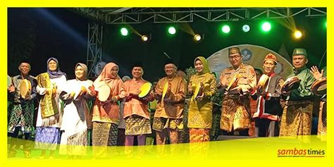 Bupati Sambas Buka Festival Budaya Perbatasan 2023 Sambas Times