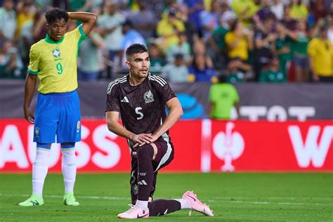 M Xico Perdi Hasta En El Dise O Ante Brasil Johan V Zquez Y La