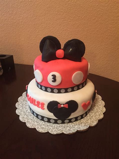 Made My First Two Tier Minnie Mouse Cake Minnie Mouse Cake Mouse Cake Minnie Mouse Theme