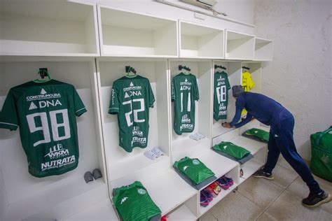 Guarani Futebol Clube On Twitter Vestiário Pronto E Uniforme Definido