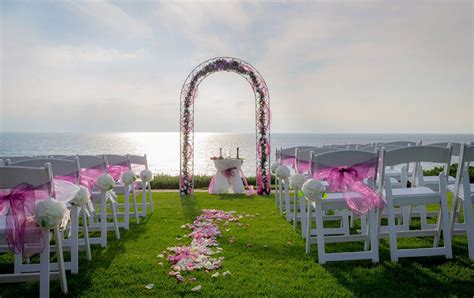 Beach Weddings in San Diego. Call (619) 479-4000