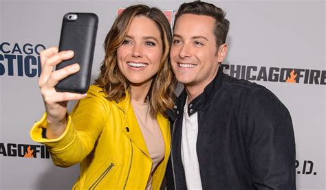 Why Did Sophia Bush Jesse Lee Soffer Break Up Chicago Pd Split