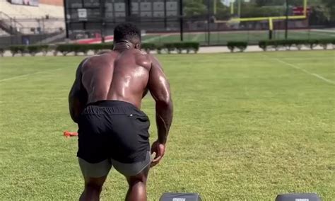 Nfl Rookie Watch On Twitter Elijah Holyfield Looks Absolutely Jacked