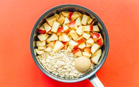 10 Minute Apple Cinnamon Oatmeal Recipe Stove Or Microwave