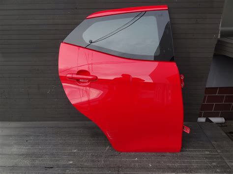 Toyota Aygo Ii Lift Drzwi Tylne Prawe Kompletne Oryginal