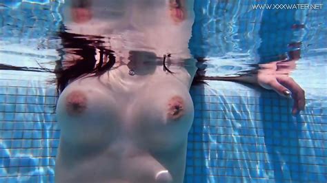 Big Tits Sheril Goes Underwater Naked Eporner