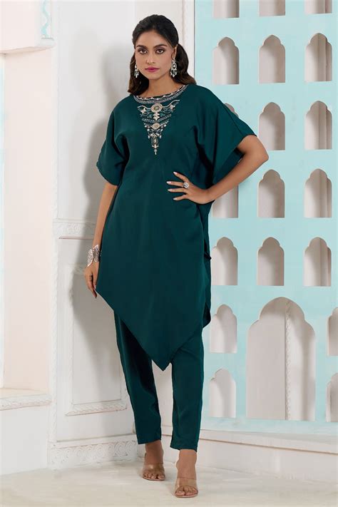 Buy Green Viscose Embroidered Thread Work Asymmetric Tunic And Pant Set