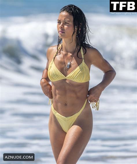 Vanessa Bauer Sexy Seen Flaunting Her Hot Bikini Body At The Beach In Malibu AZNude
