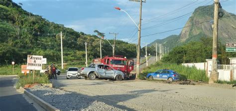 Acidente deixa um ferido na Estrada dos Cajueiros em Maricá ErreJota