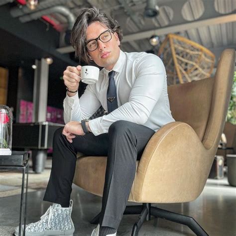 Hot Sexy Ebraheem Al Samadi Bikini Pics