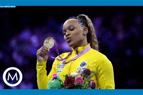 Ginasta Rebeca Andrade é bicampeã mundial do salto na Bélgica O