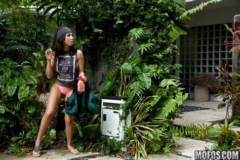 Brittany Bliss Rides His Dick Until It Erupts All Over Her Porn Pictures Xxx Photos Sex Images