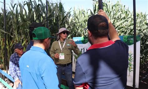 Productores Sinaloenses Buscan A Las Autoridades Federales En Expo