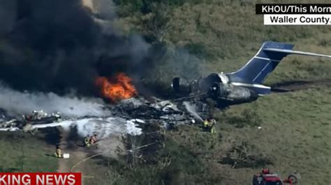 Un Avion Cu De Persoane La Bord S A Pr Bu It N Texas To I