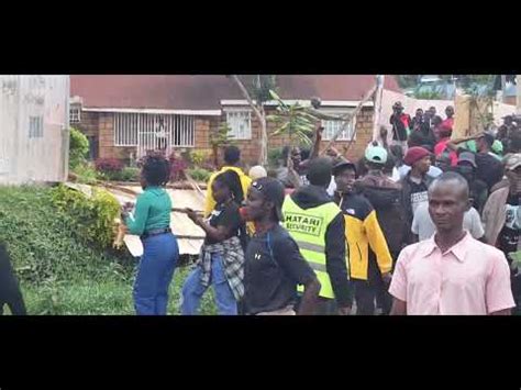 Kisii Protesters Destroy Women Rep Office Youtube