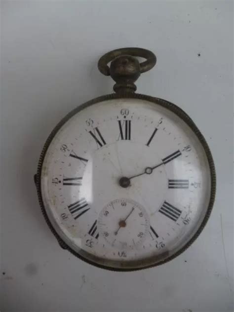 ANCIENNE MONTRE GOUSSET mécanique a restaurer ou pieces pas de clef de