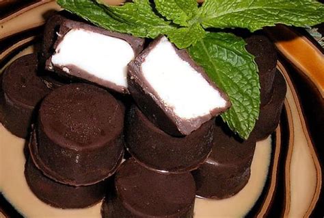 York-A-Like Peppermint Patties | VegWeb.com, The World's Largest ...