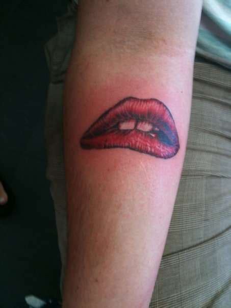 Rocky Horror Lips Tattoo | Lipstutorial.org