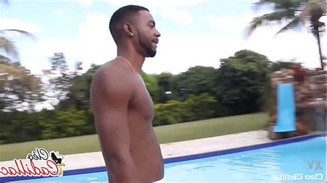 Vídeos piscina XVIDEOS