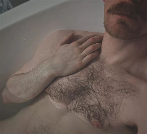 Soaking Nudes Chesthairporn NUDE PICS ORG