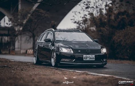 Lowered Volkswagen Passat B7 Variant