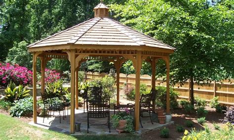 Desain Gazebo Minimalis Modern Di Taman Belakang Rumah Parboaboa