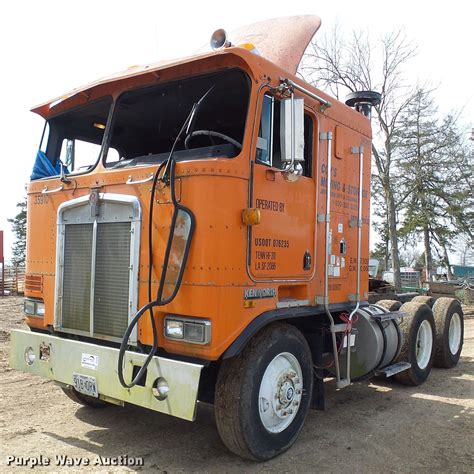 1985 Kenworth K100 Semi Truck In Koeltztown MO Item DG5598 Sold