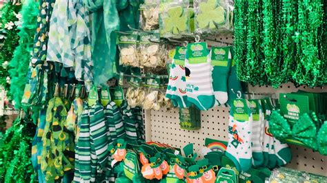 Dollar Tree St Patricks Day Shop With Me Decor Items Youtube