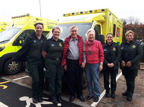 Reigate Man Reunited With Lifesavers Encourages All To Learn Cpr Nhs