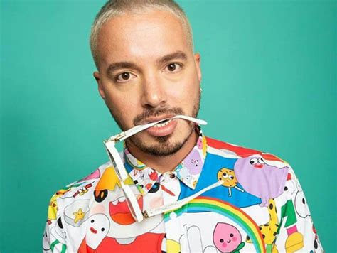 J Balvin Alcança Sucesso Instantâneo Com Seu álbum Novo Colores