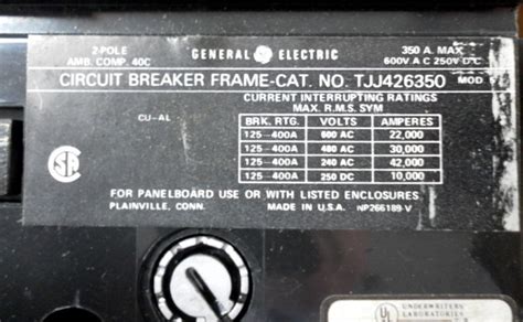 CIRCUIT BREAKER VMZ Corporation