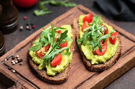 Avocado Toast Receta F Cil Y Saludable Para Un Desayuno O Un Snack De