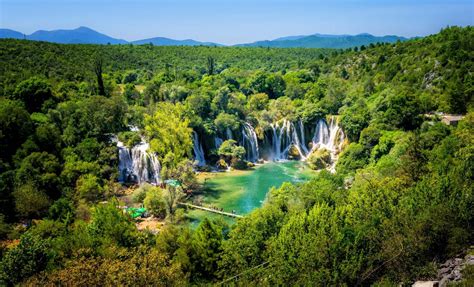 bosna  hercegovina kultura lide svatky jazyk  tradice