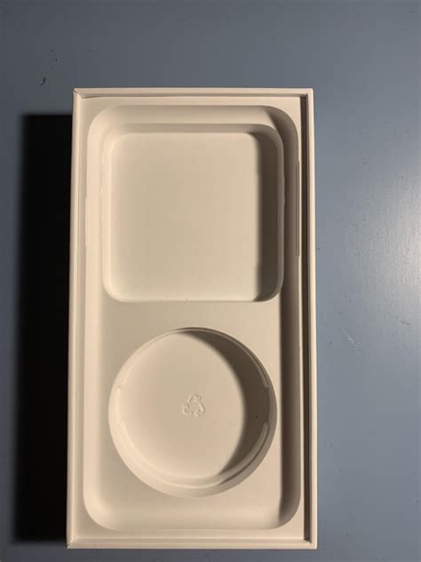 Hmmm the bottom of my iPhone box looks familiar but I cannot point my