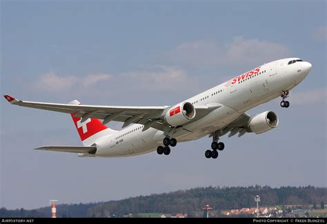 Aircraft Photo Of Hb Iqq Airbus A Swiss International Air